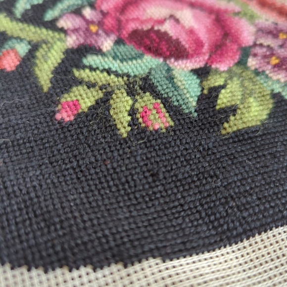 Vtg 50s 60s Needlepoint Embroidered Purse Bag Panels Floral Roses Black Linen - Picture 3 of 9